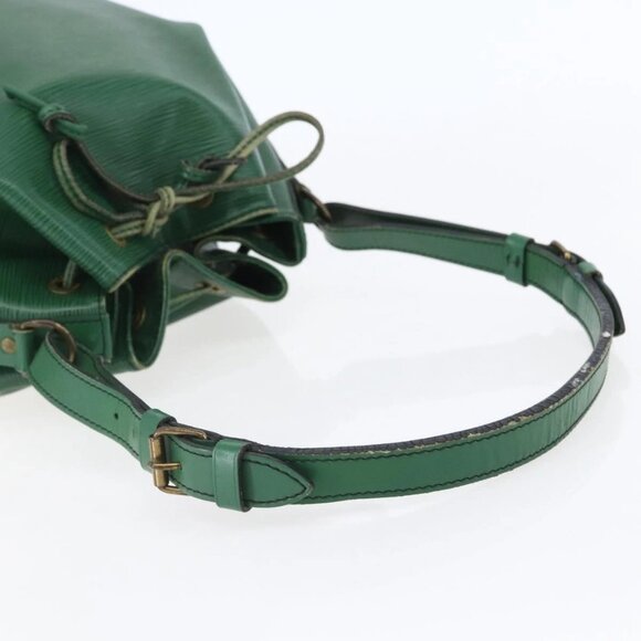 LOUIS VUITTON Epi Noe Shoulder Bag Green M44004 LV Auth 147471 - Picture 8 of 16